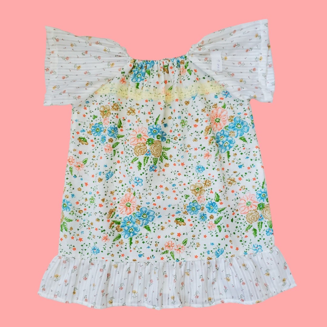 Vintage 70's Girl's White Floral Dress