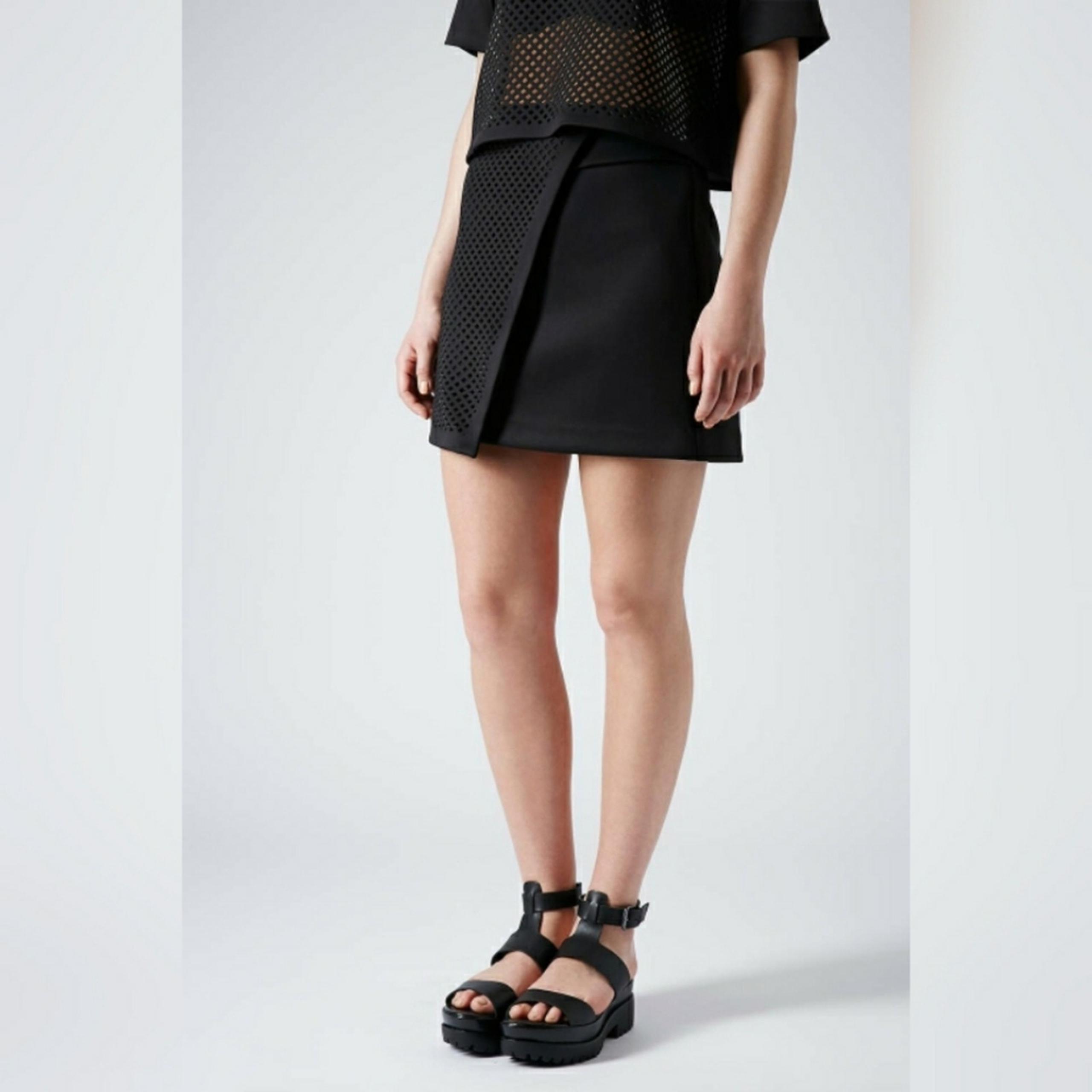 Topshop Black Scuba Faux Wrap Skirt SZ 4