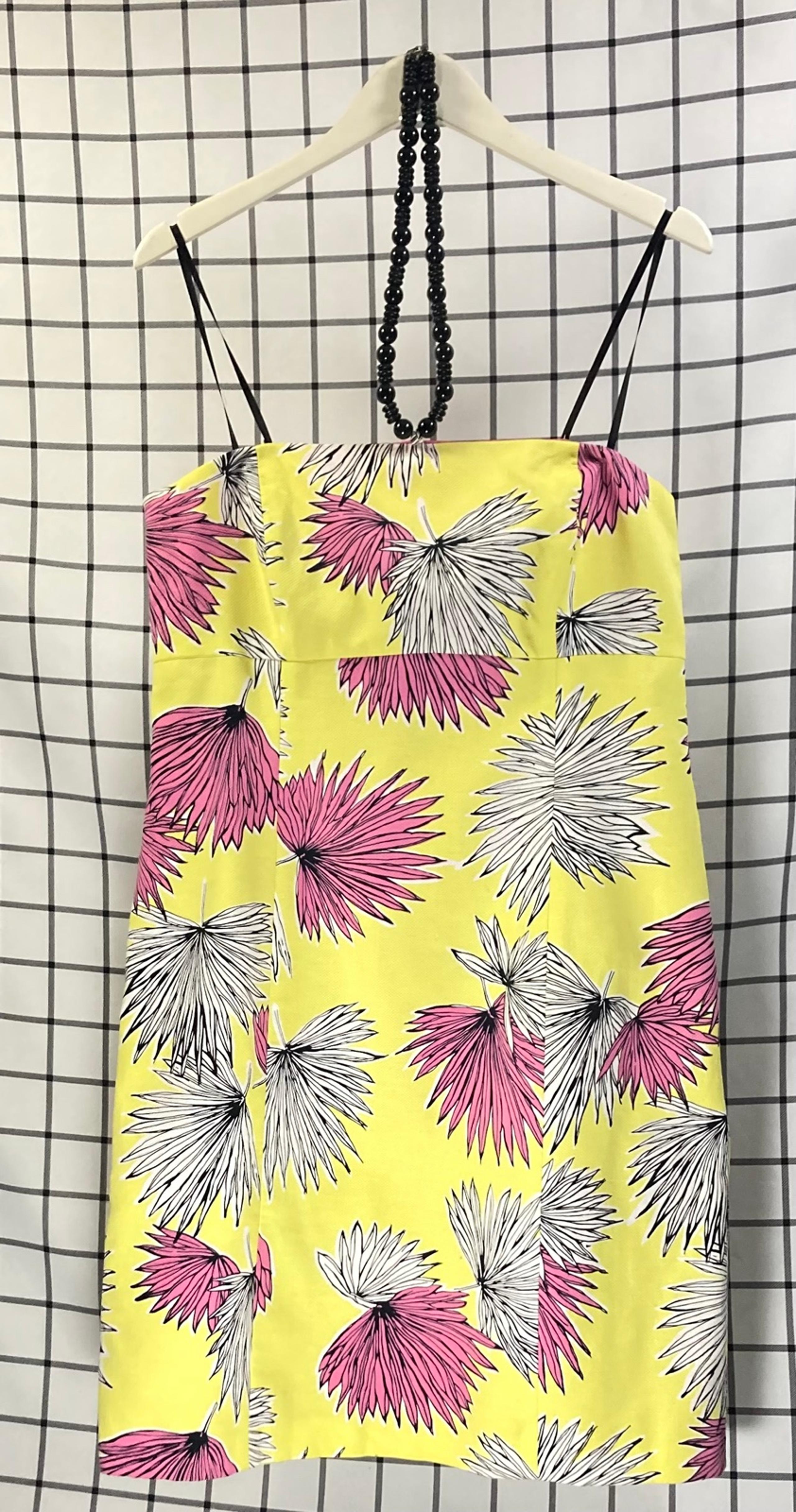 Women’s dress