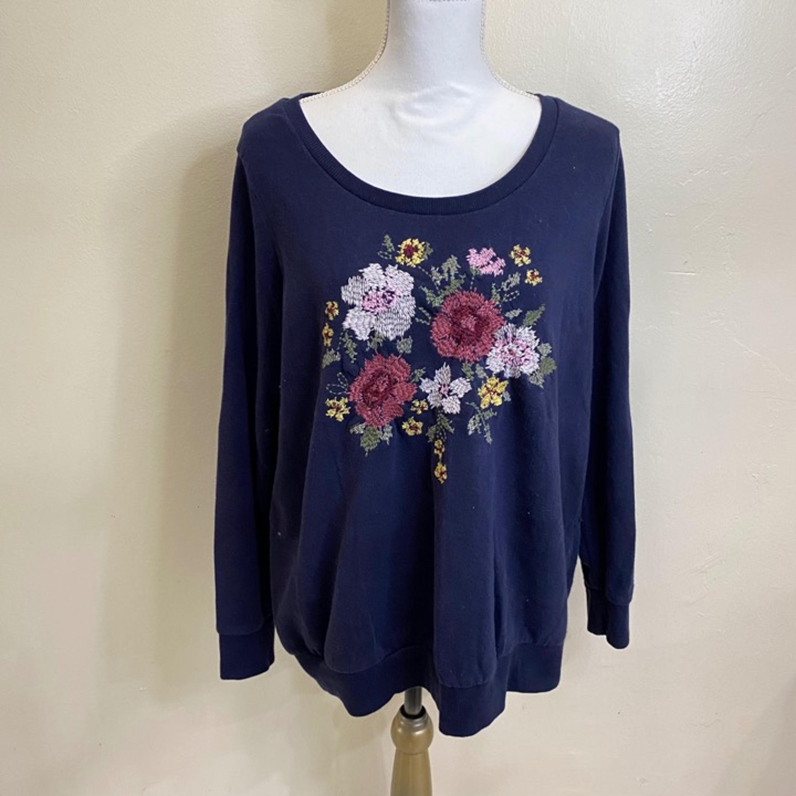 Torrid Women's Navy Floral Embroidered Sweatshirt 0X
