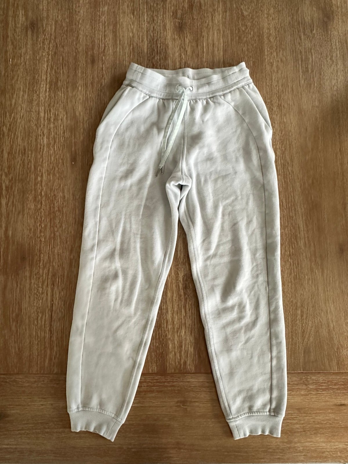 Lululemon Women’s Scuba Jogger Sweatpants