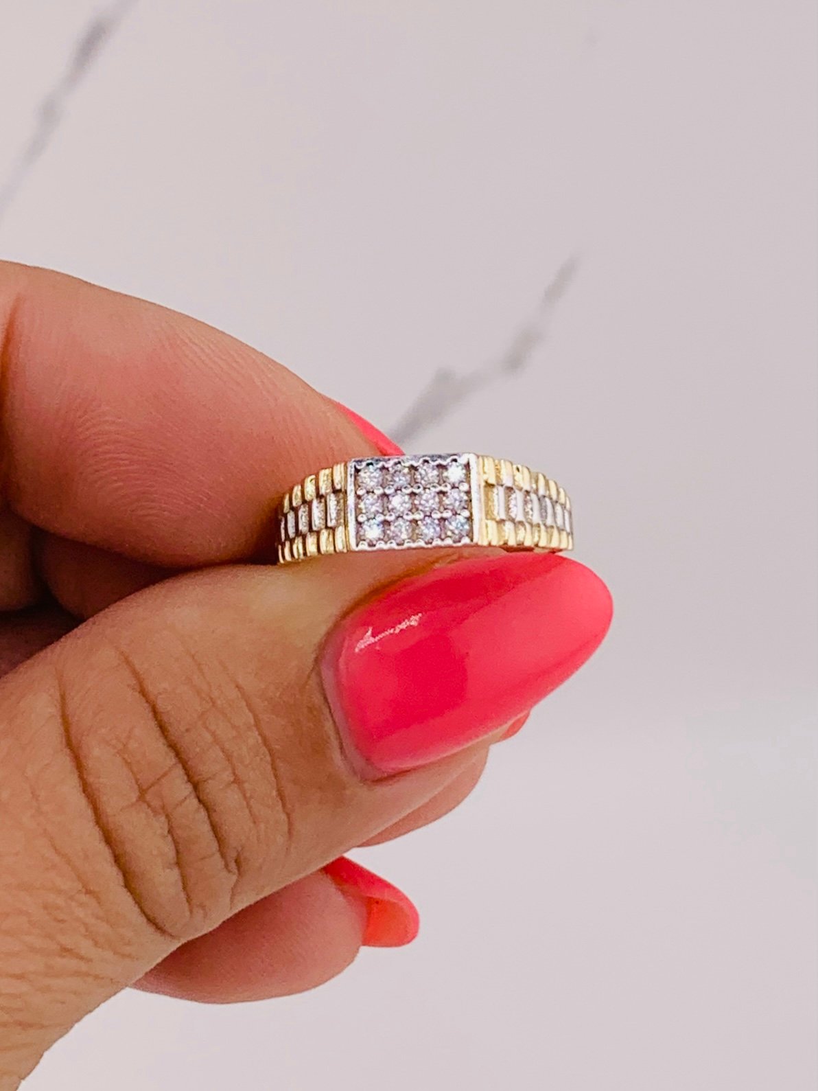 10k Gold Ring Band Size 6