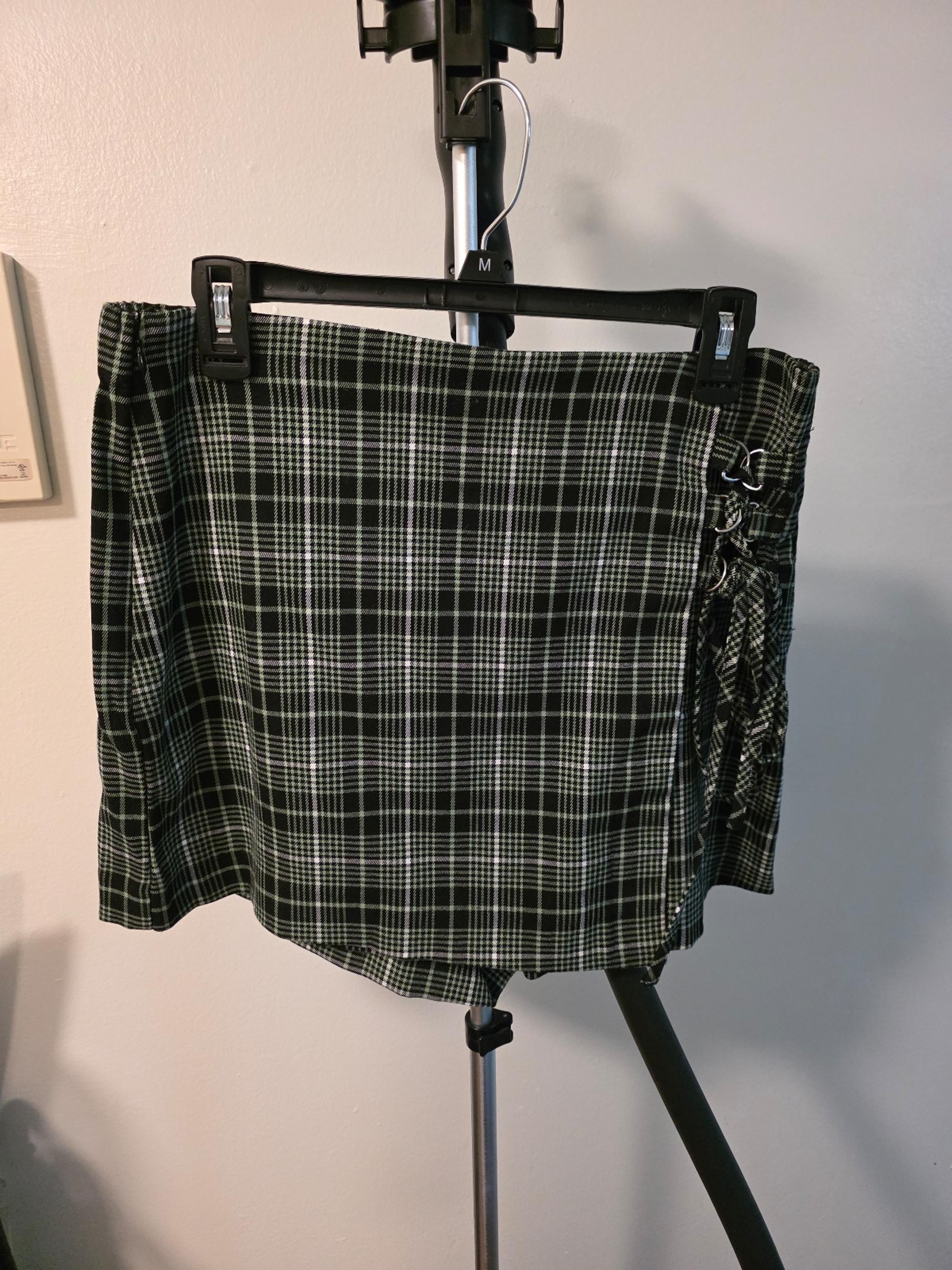 SO Grunge Y2K Skater Mini Skort with lace up detailing