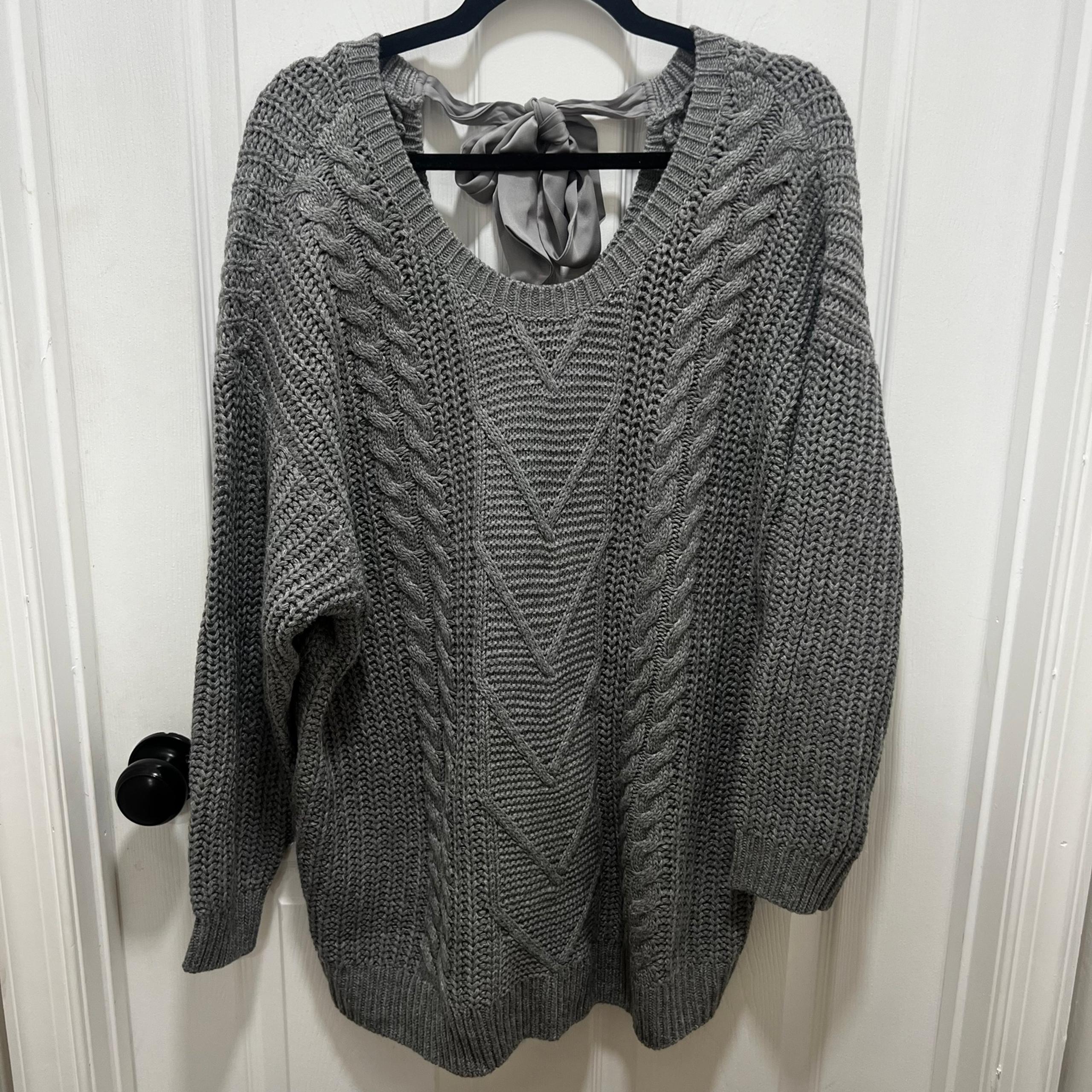 Torrid Women’s Grey Knit Sweater size 2 2X