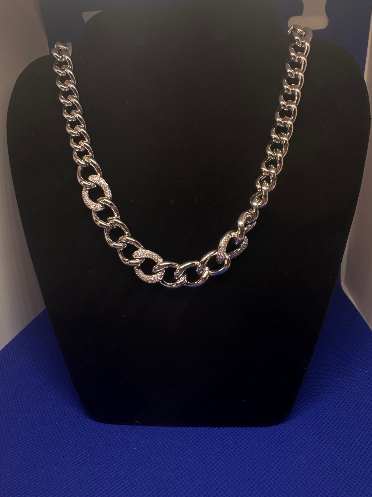 Bomb Party MAKE AN ENTIRE STATEMENT Necklace (Mr T Necklace)