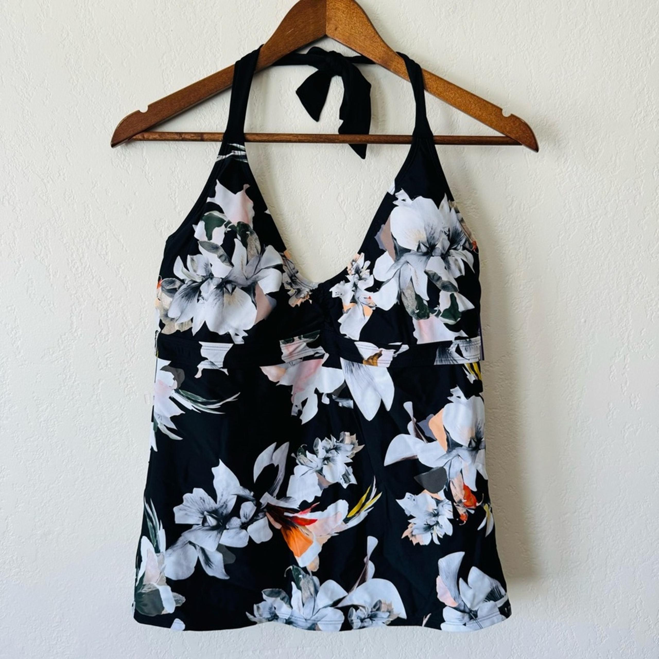 Athleta | swimsuit top womens size 38 B / C