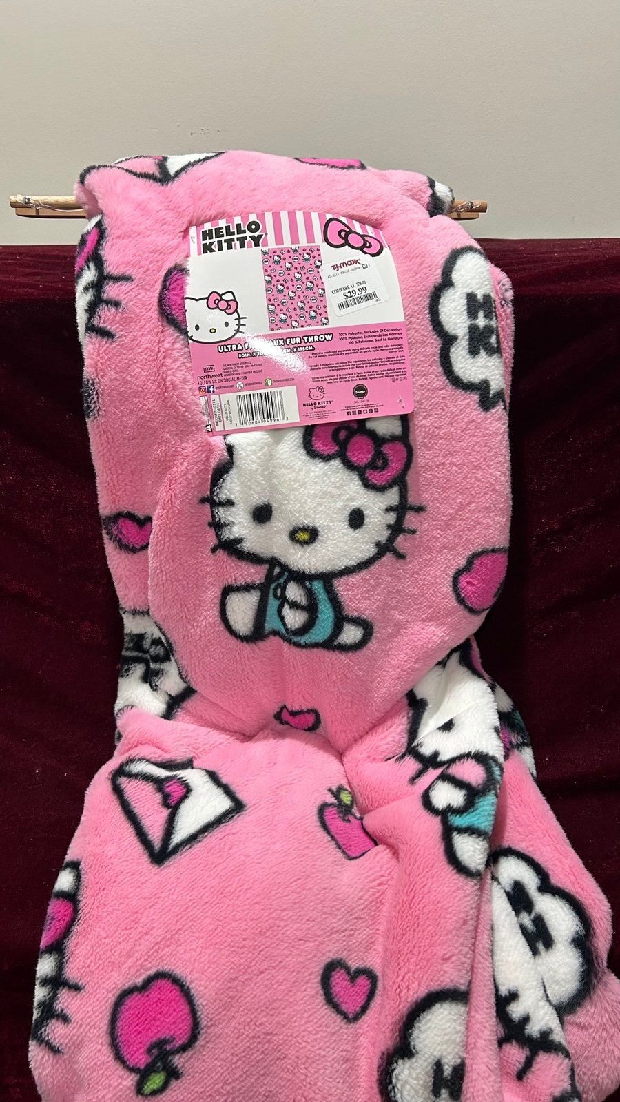 Hello kitty pink envelope faux fur throw blanket