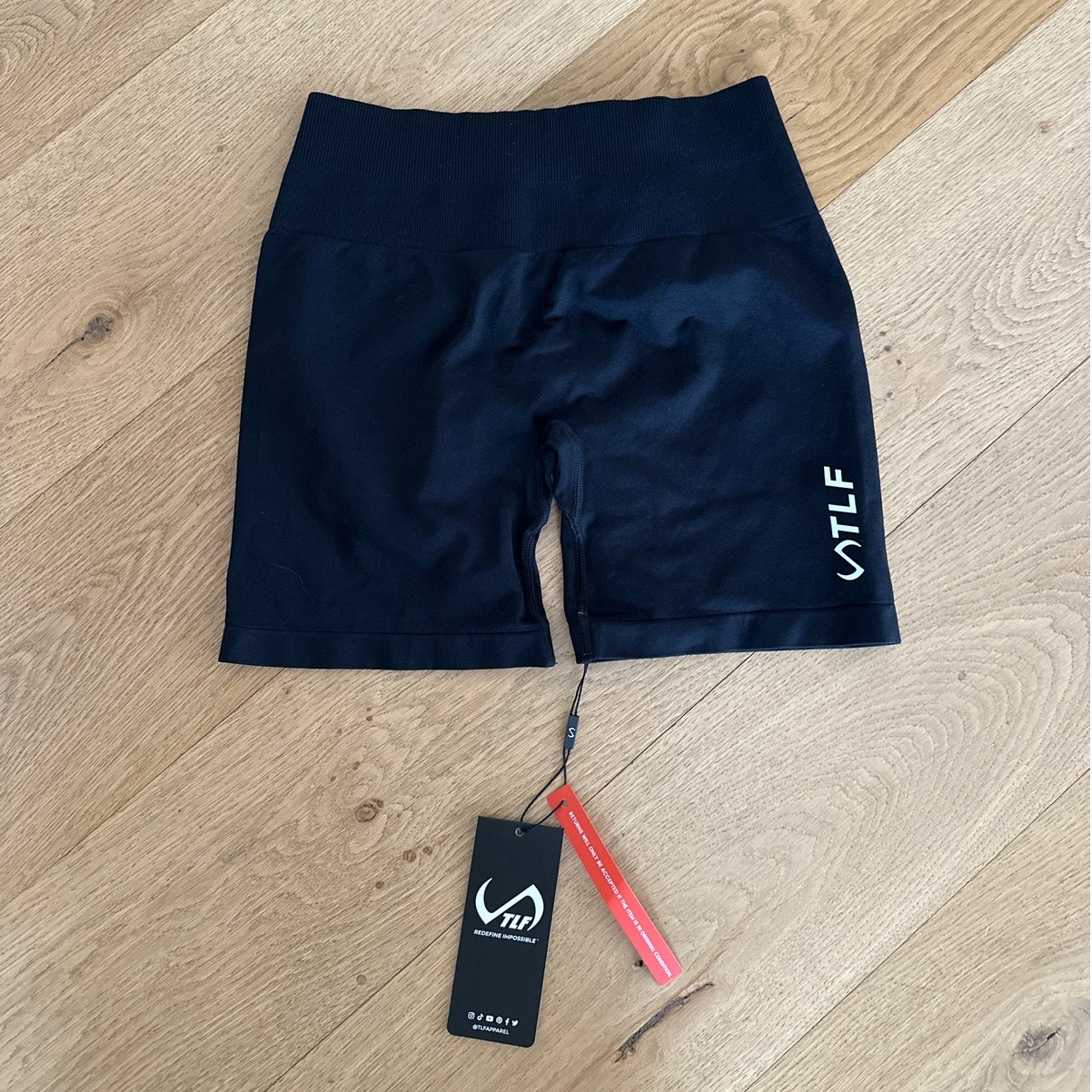 TLF Apparel - Sculpt Seamless Scrunch Butt Bike Shorts in Black