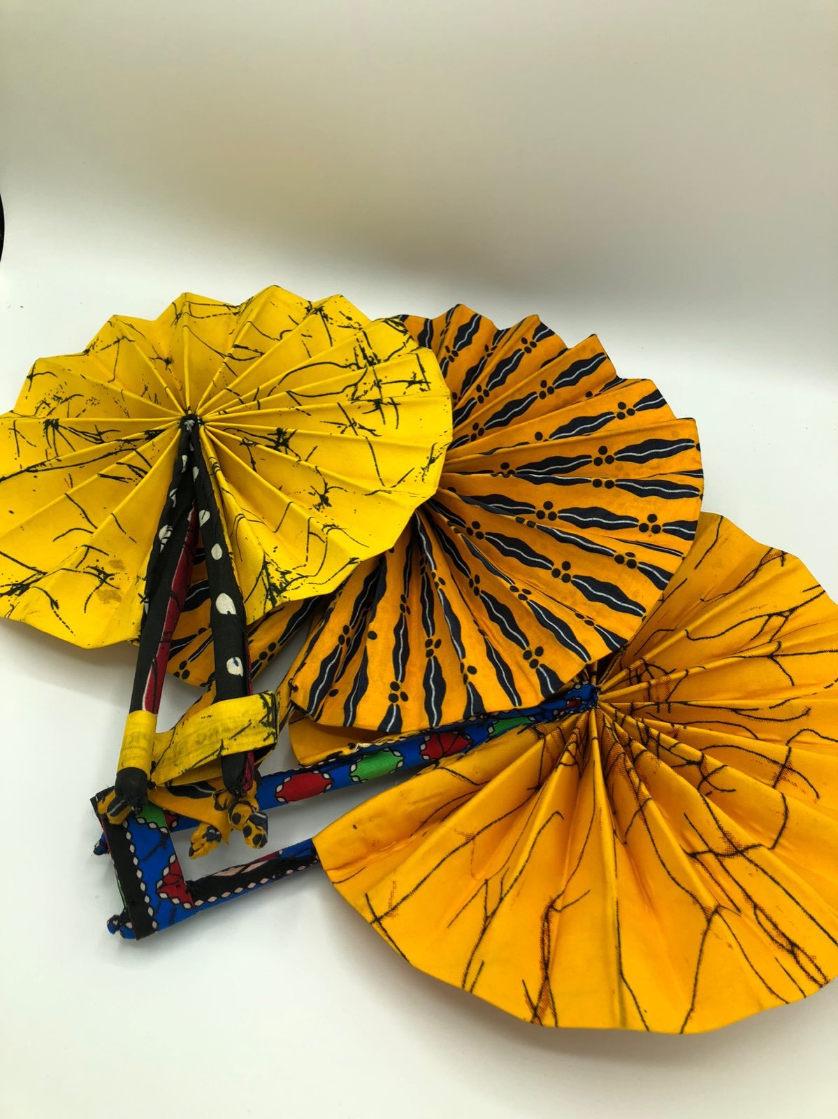 Fashion hand fan