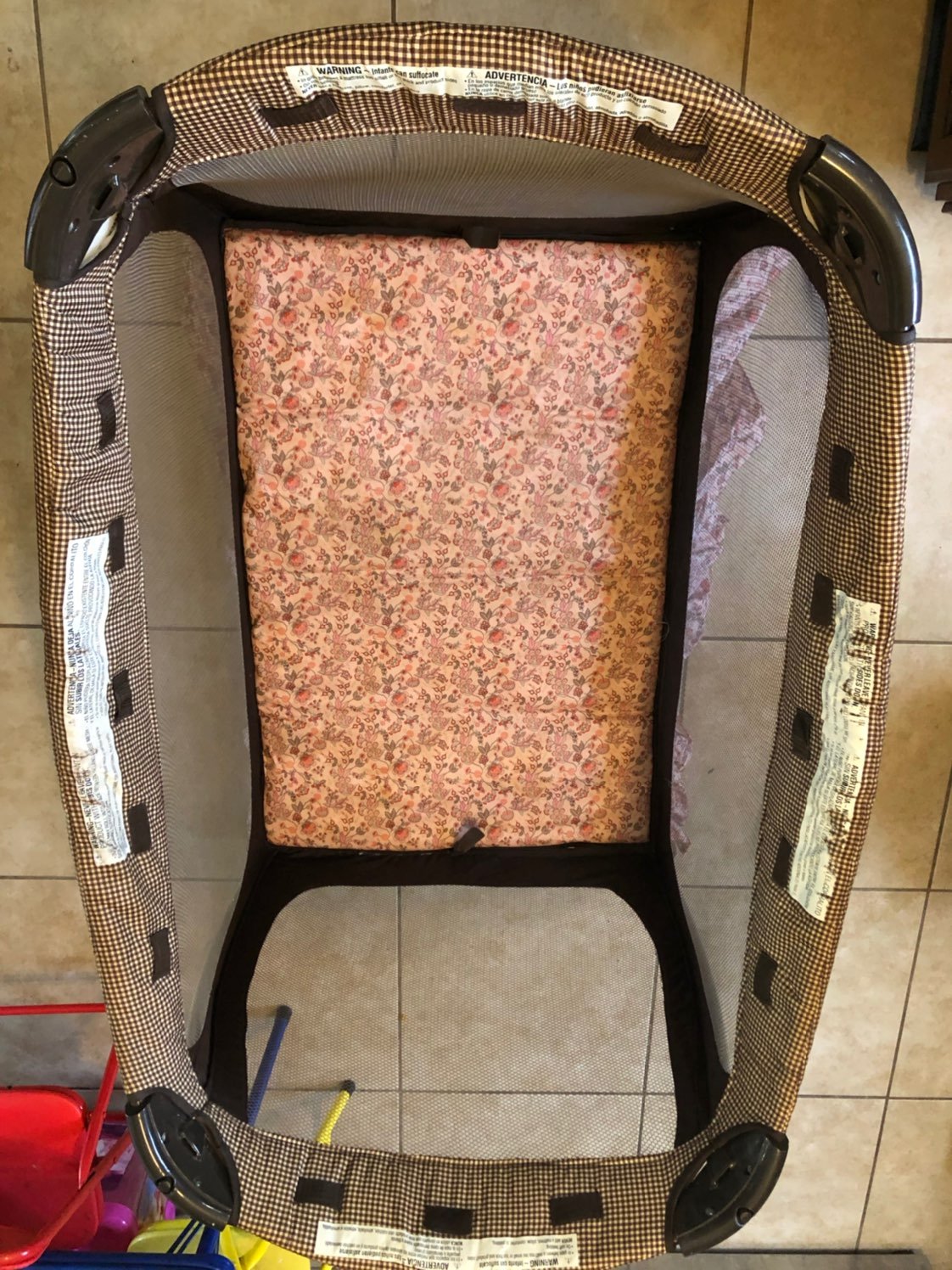Eddie Bauer pack and play