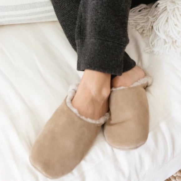 Jenni Kayne Moroccan Slippers Size Medium