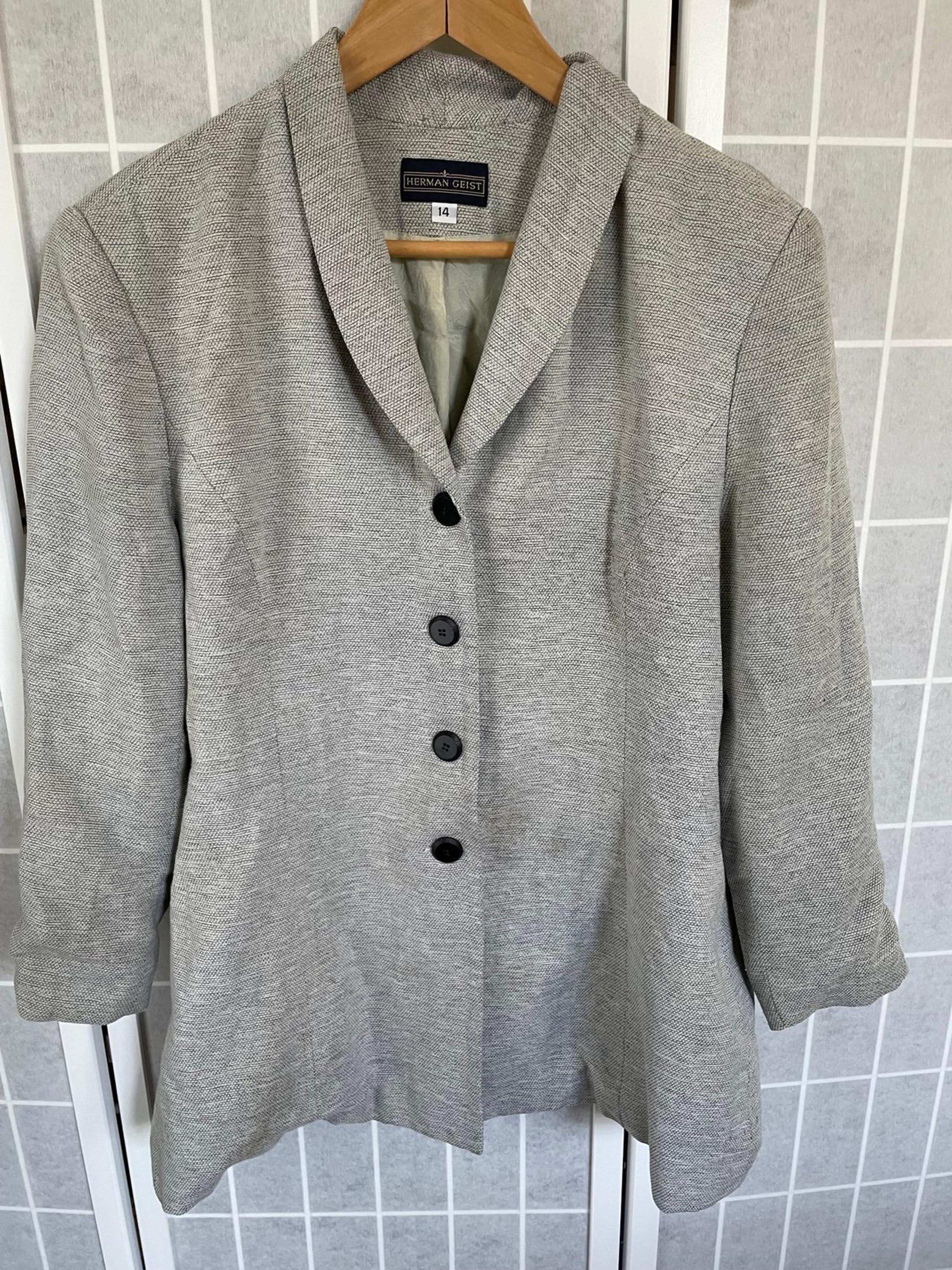 Herman Geist Blazer, Light grey with black buttons, Size 14.