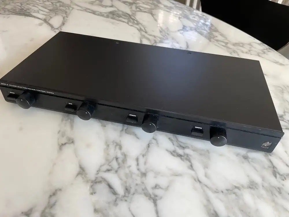 Niles SSVC 4 Speaker Selector/ Volume Control System
