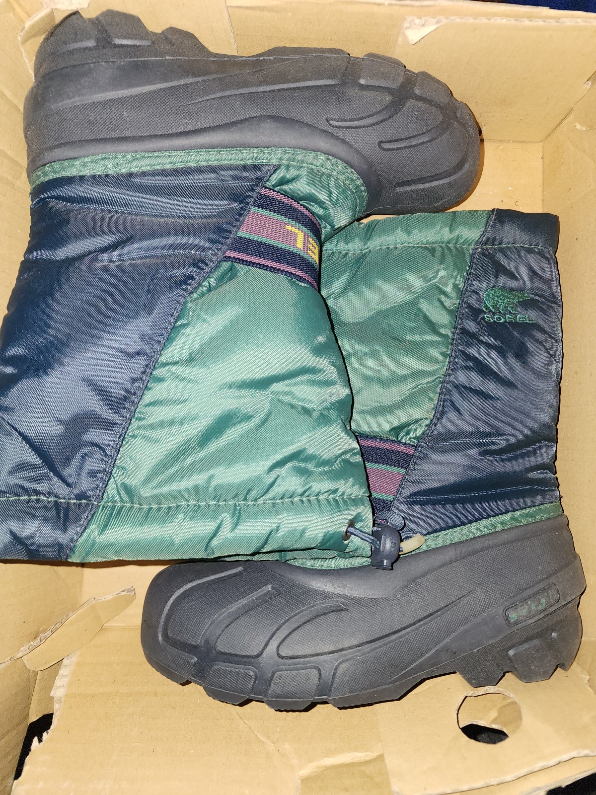 Sorel winter boots Youth Size 2
