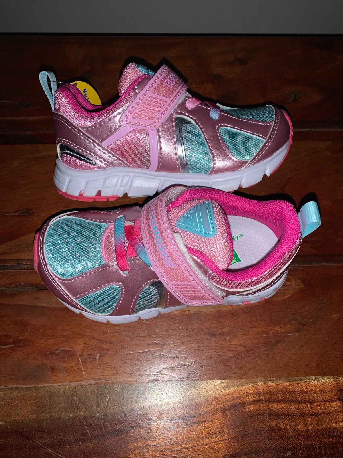Tsukihoshi shoes size 8