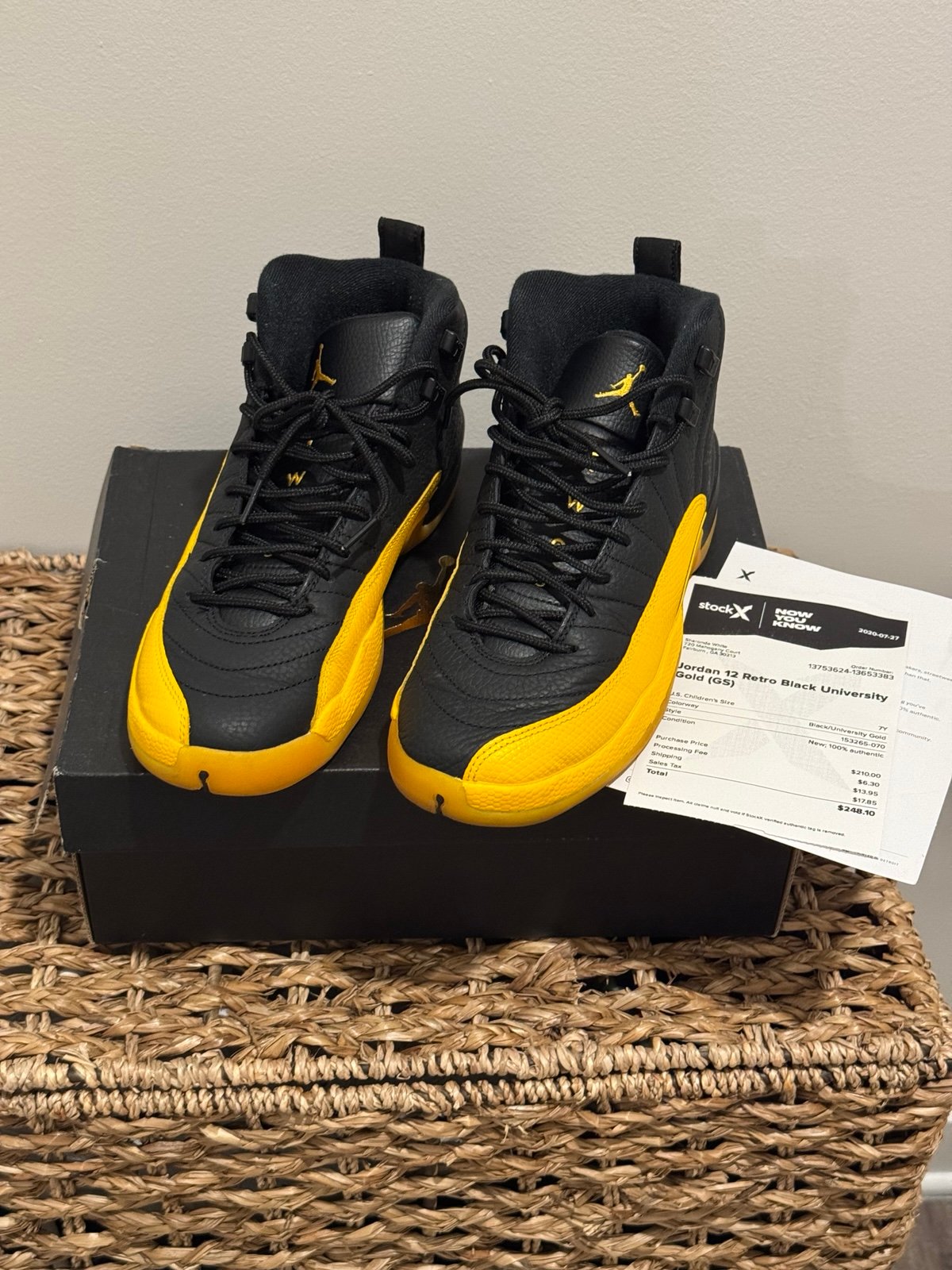 Nike Air Jordan 12 Retro GS University Gold Black 153265-070 Youth Size 7Y