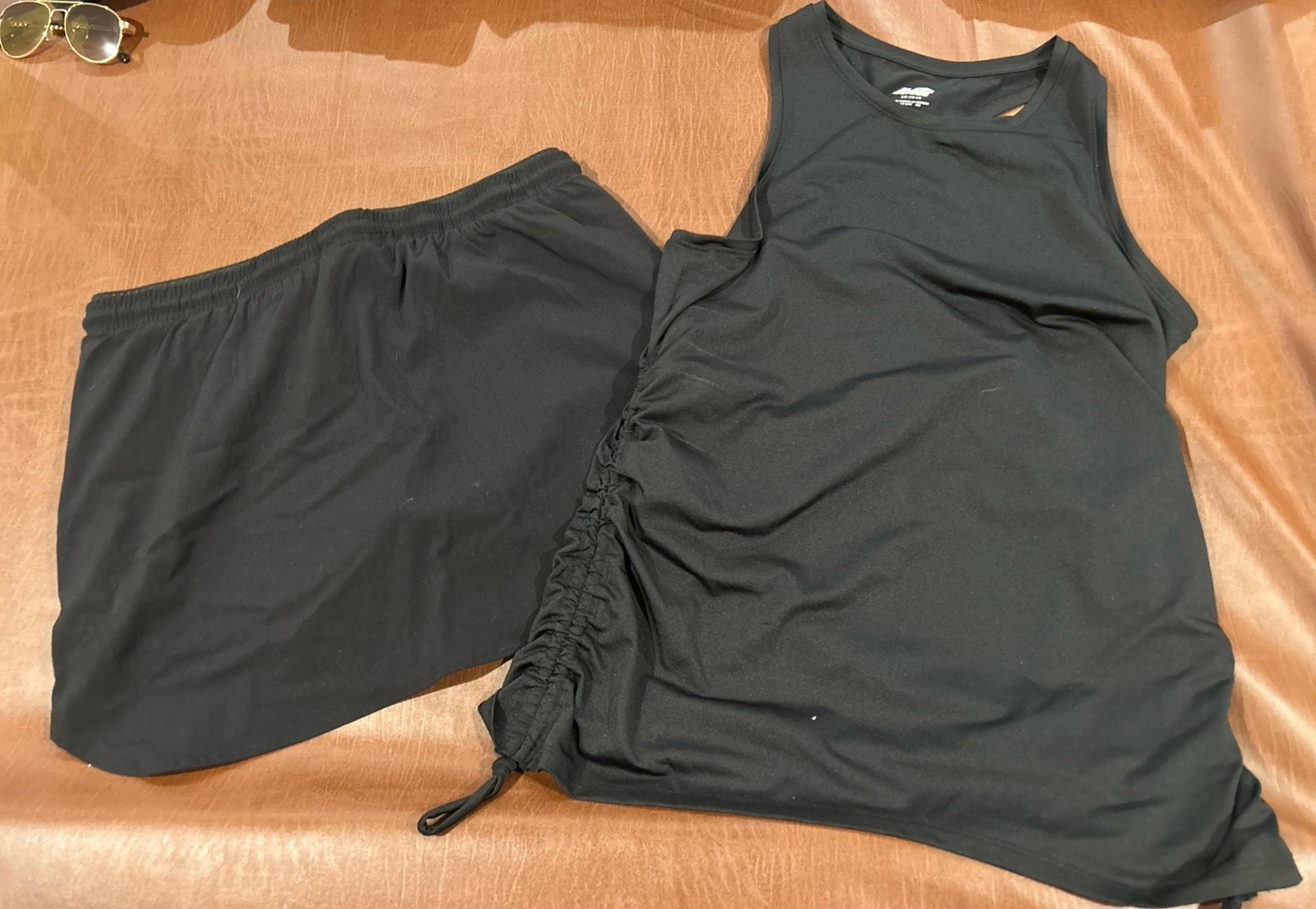 Woman’s sportswear