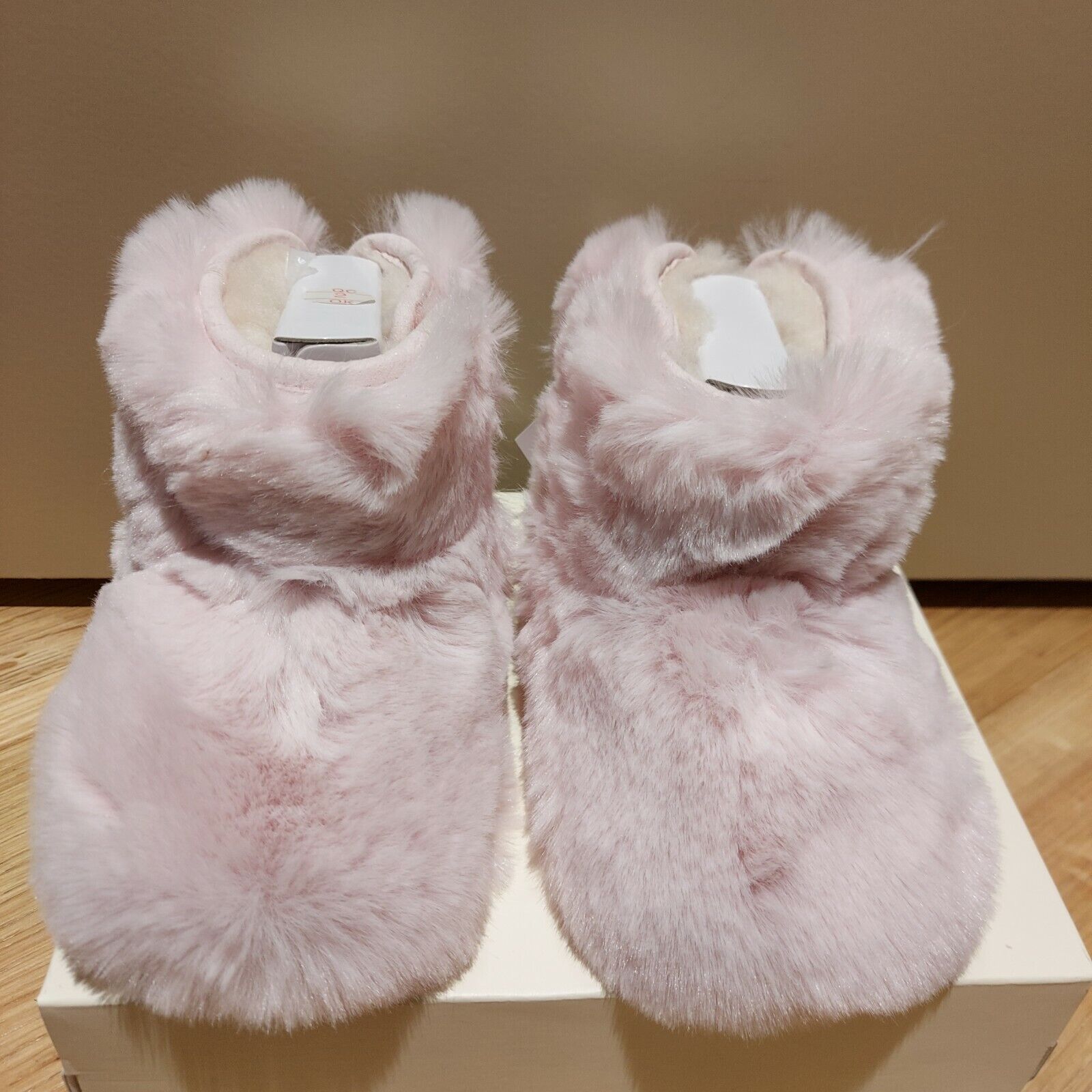 New! UGG Tod Fluff Booties 4/5