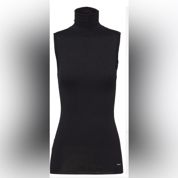 PRADA***Sleveeless Black Turtleneck****I 44 US 10***1370