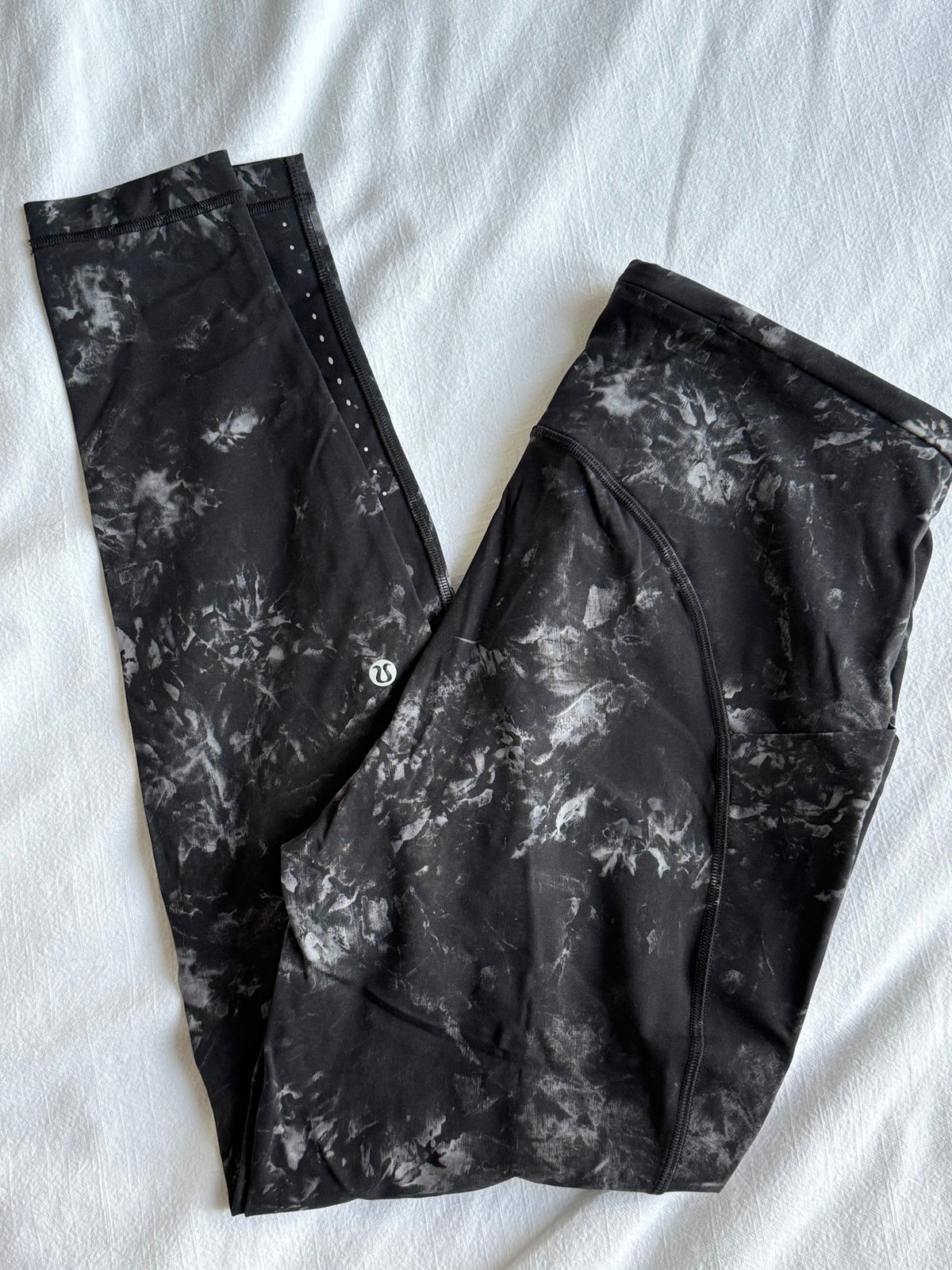 Lululemon base pace leggings