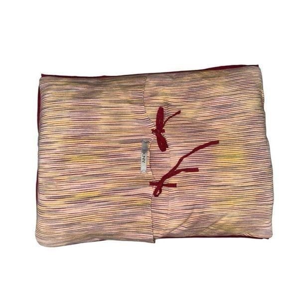 DKNY Donna Karan New York Vintage Woven/Knit Multi Colored Feather Accent Decora