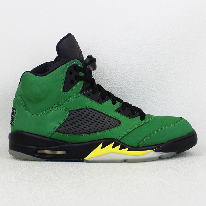 Jordan 5 Retro SE Oregon (2020) - Size 12M