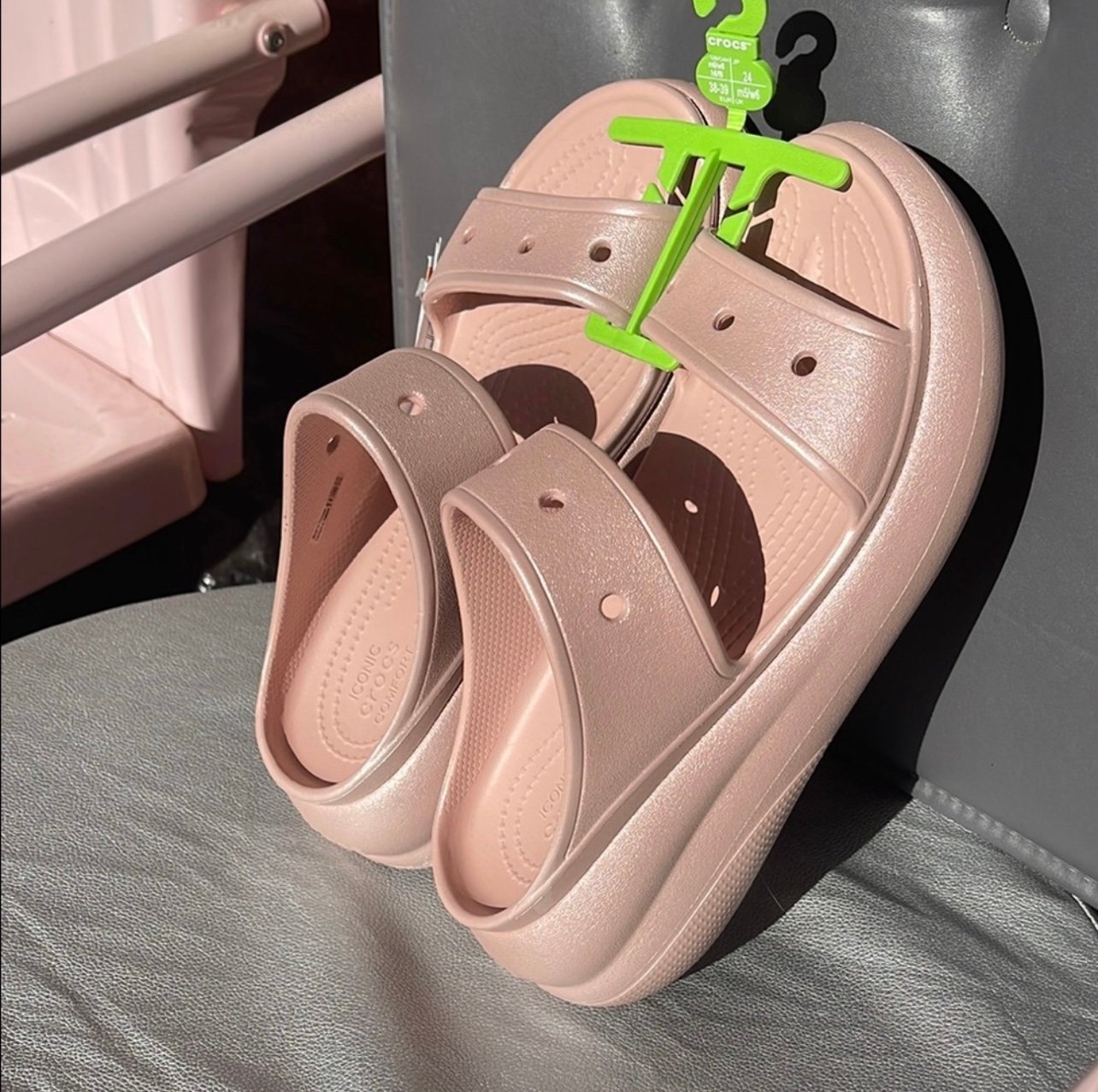 Sparkling pink CROCS slides 8