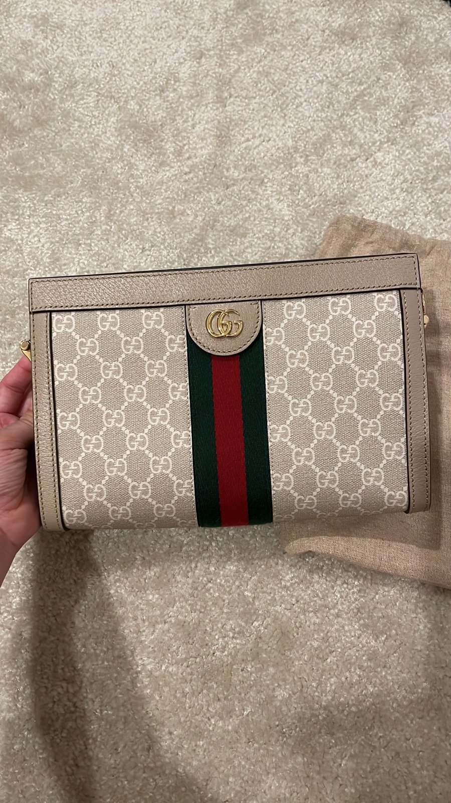 Gucci ophidia shoulder bags