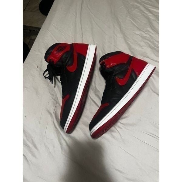 Nike Air Jordan 1 Retro High OG Shoes