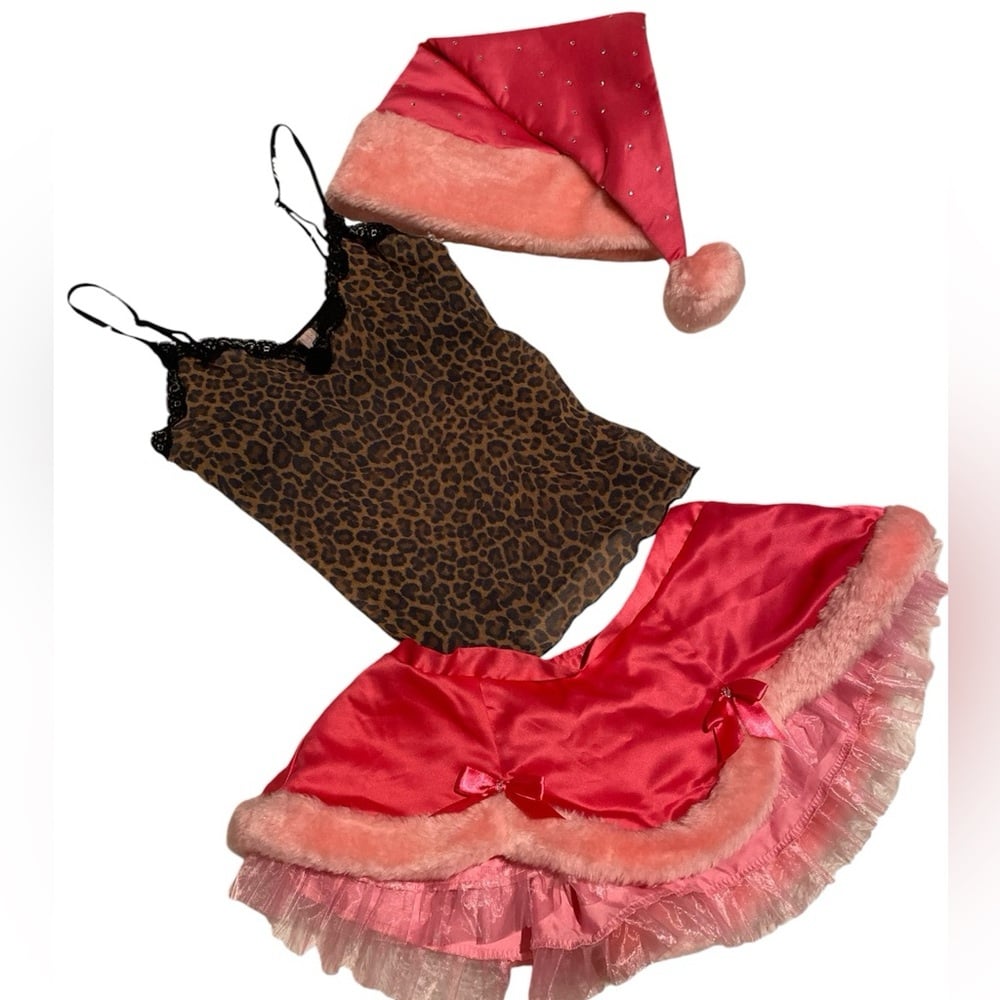 Victoria’s Secret Santa baby set