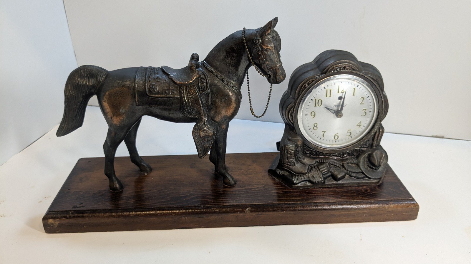 VTG Hopalong Cassidy Spartus Horse Mantel Clock - 1950's Galter Products - RARE