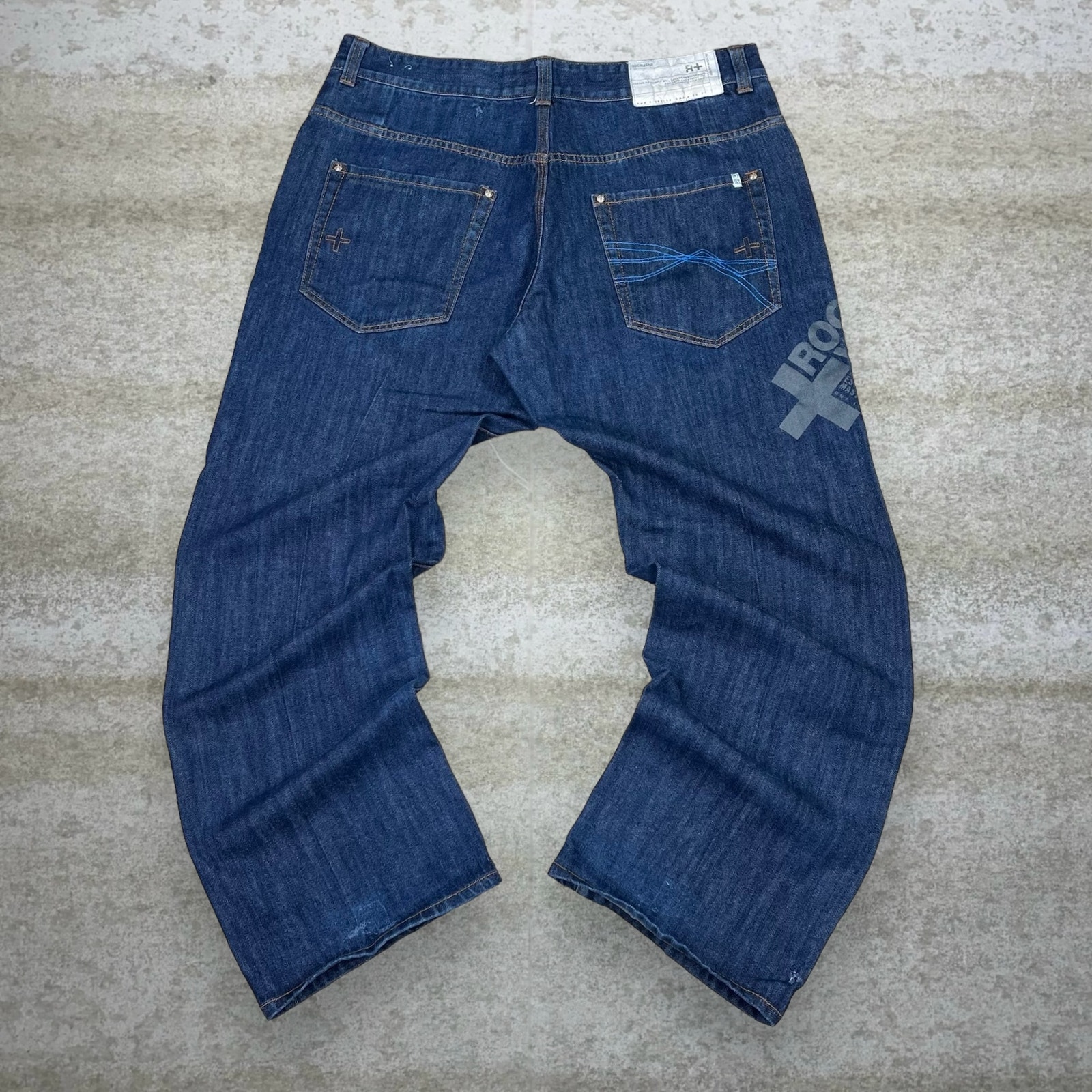 Vintage Skater Wide Leg Jeans Rocawear Dark Wash Baggy Denim Rap Style Art Y2K
