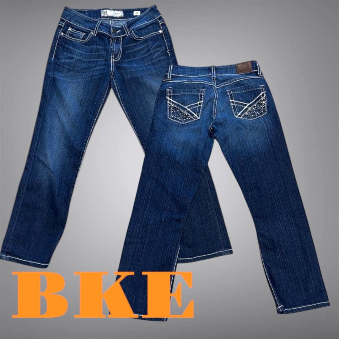 BKE Culture Cropped Jeans with Rhinestone and Embroidered Pockets Size 26 x 25