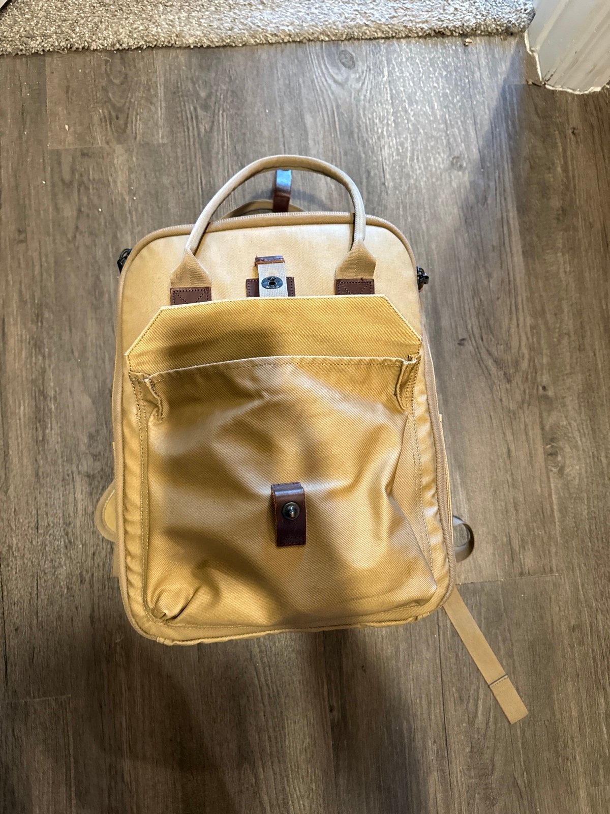 Langly camera bag