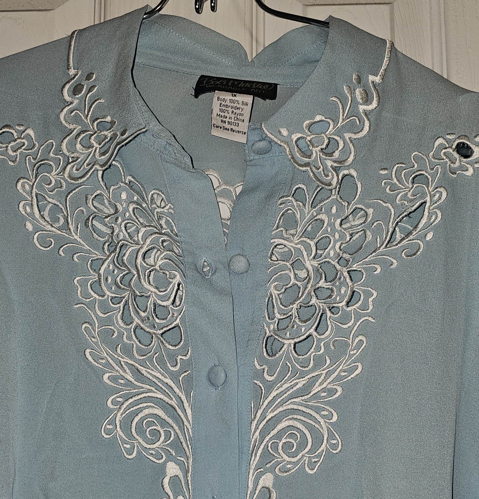 Vintage Bob Mackie Wearable Art 1X Blue White Women Silk Blouse