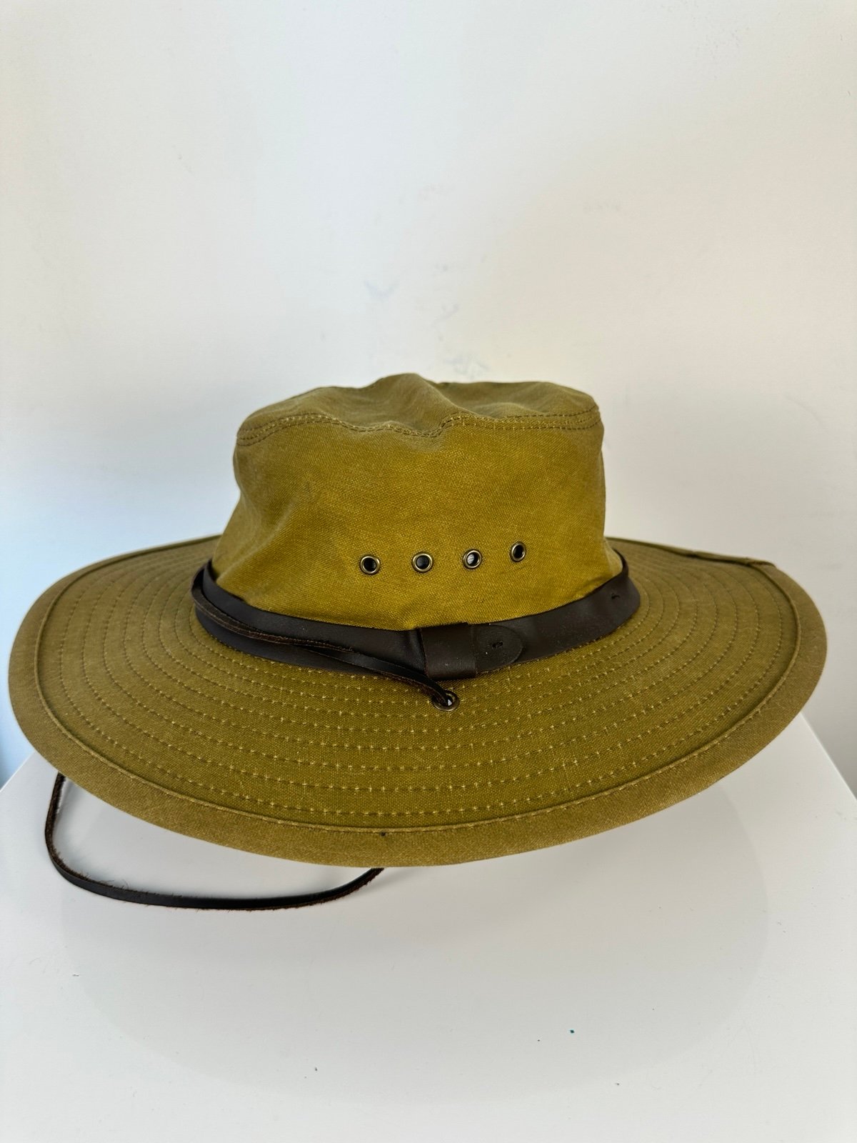 Filson Waxed Canvas Tin Cloth Brush Hat Size Small
