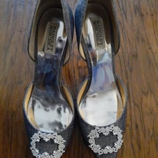GORGEOUS Preloved Badgley Mischka Size 10 Embellished Grey Heels.