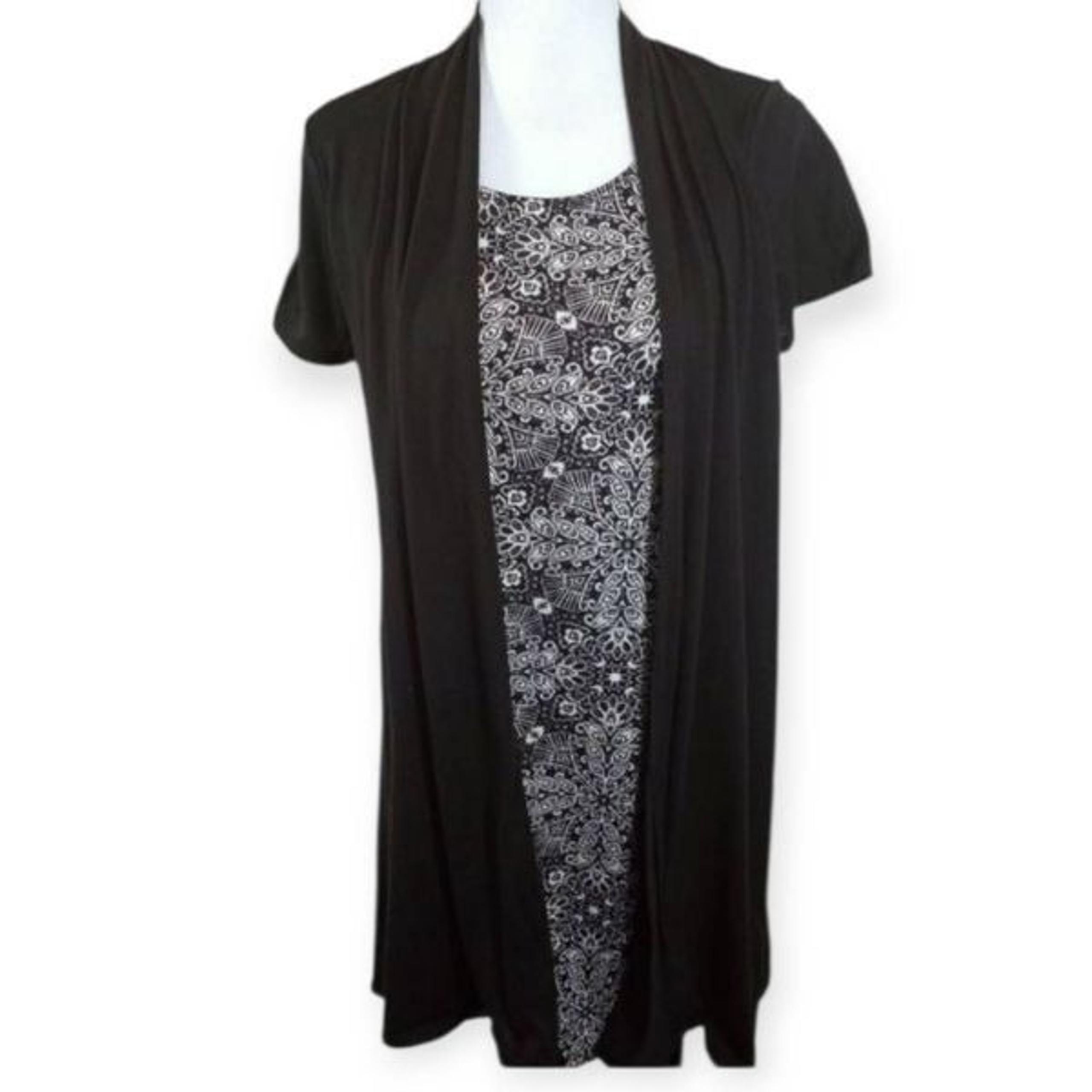JONATHAN MARTIN BLACK & WHITE DRESS W/ATTACHED CARDIGAN SZ.S EUC