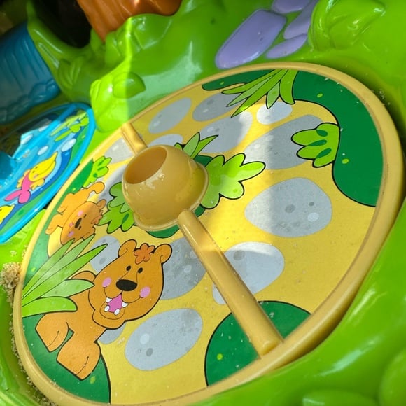 FISHER PRICE ROLL-A-ROUNDS JUNGLE FRIENDS TREEHOUSE 9 BALLS TOY. Missing balls