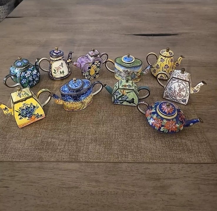 miniature enamel teapots