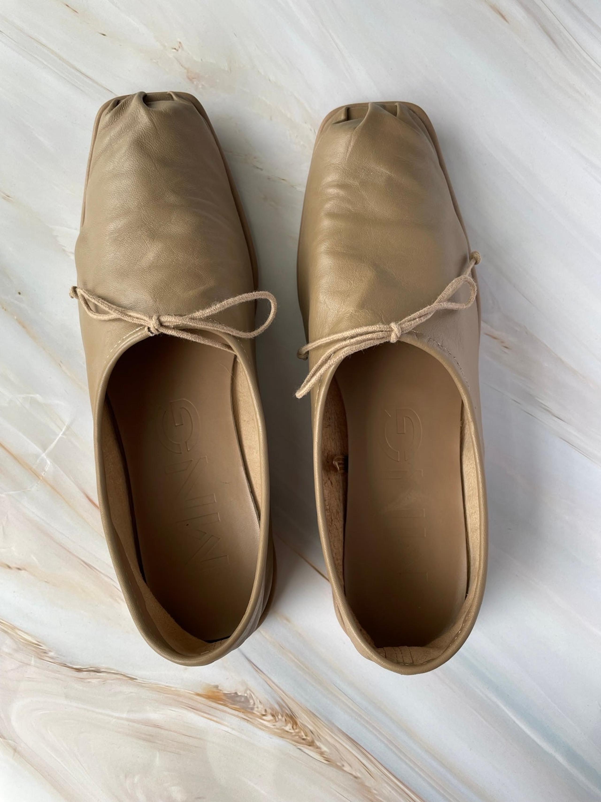 Mango Bow Leather Flat Shoes Light/Pastel Brown Size US 7.5, EU 38