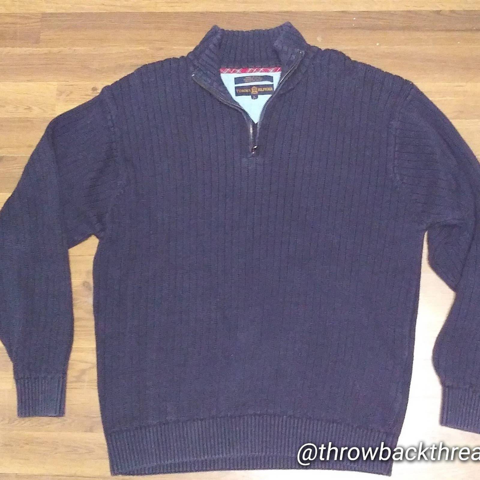 Tommy Hilfiger 1/4 zipper stand Large