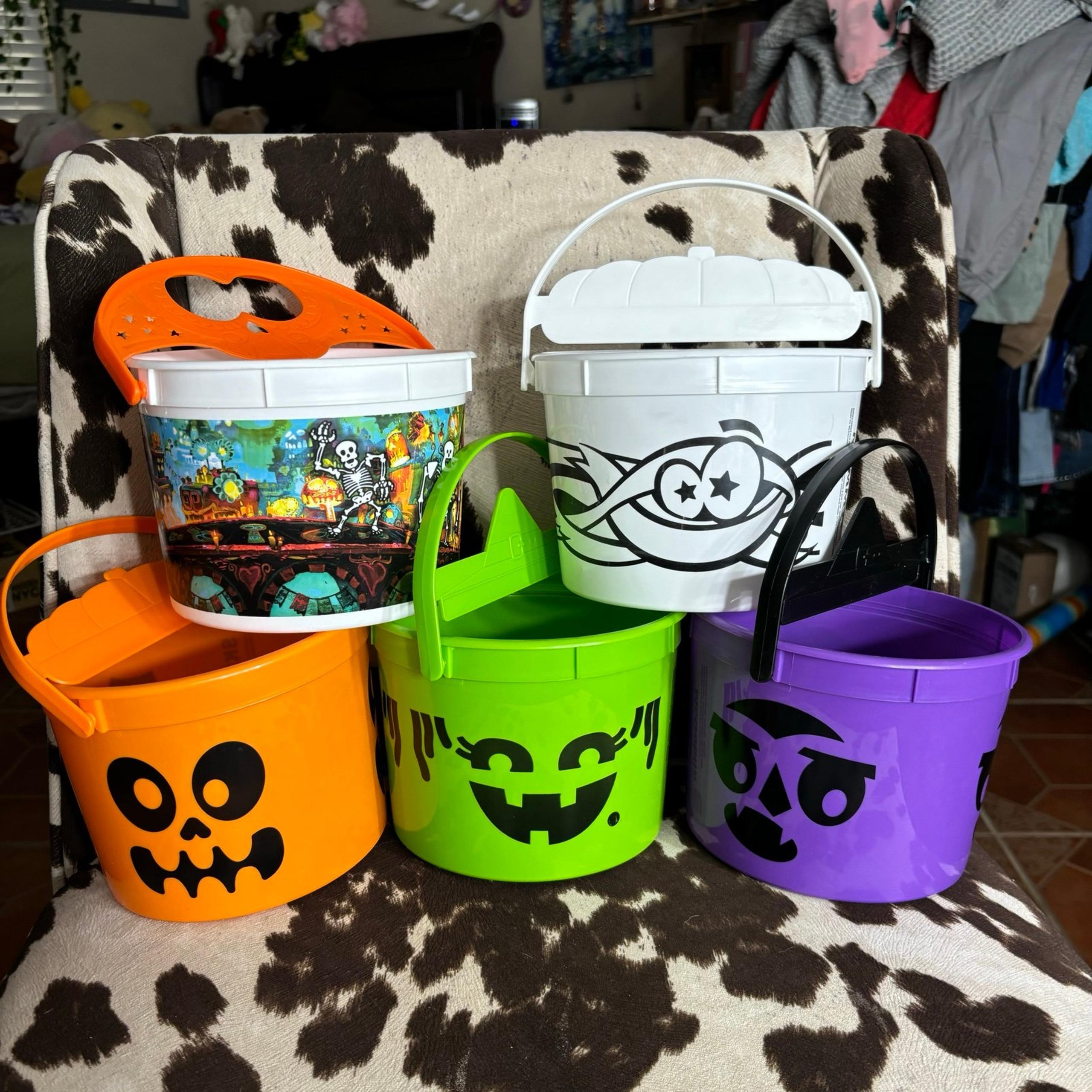 McDonald’s Halloween Boo Bucket Treat Pail Book of Life Lot of 5