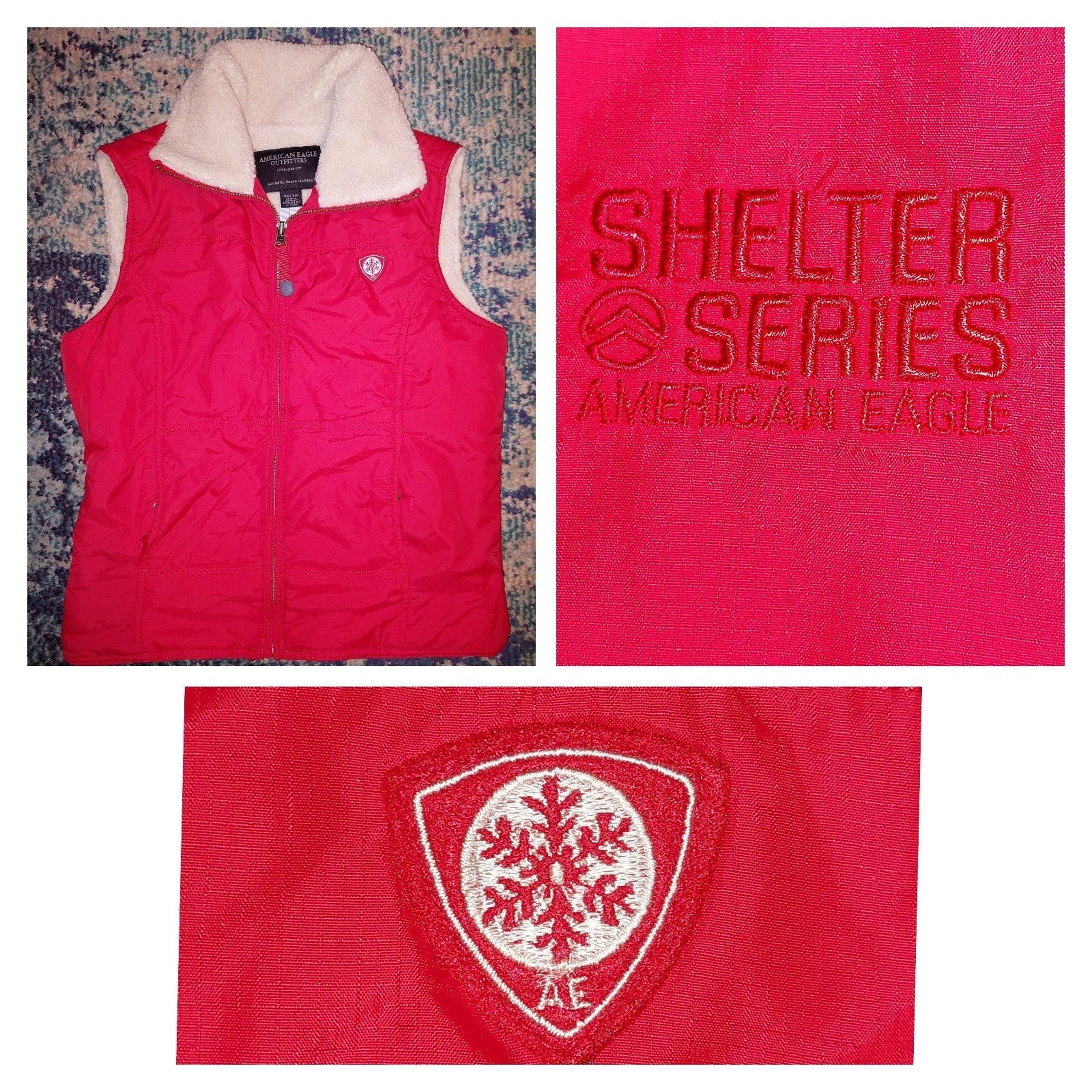 Like New American Eagle Shelter Series Womens Sz. XS Fleece Lined Puffer Vest