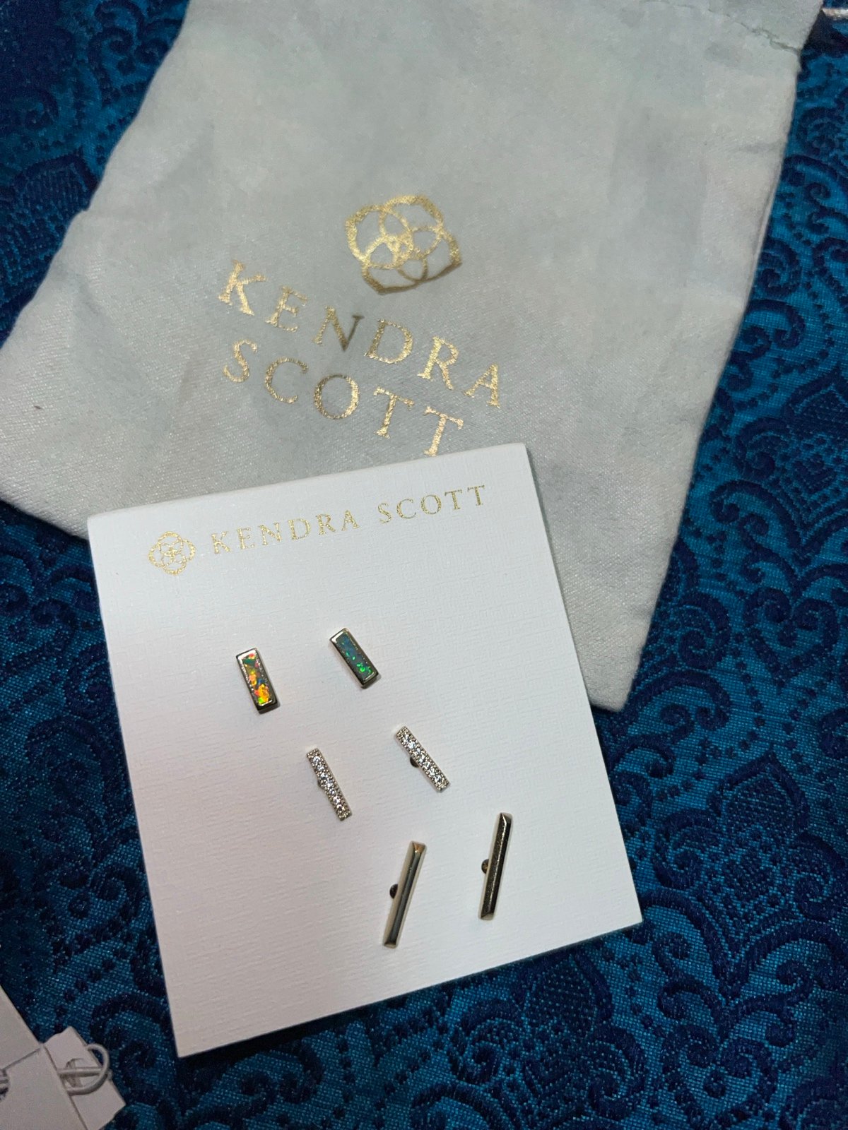 Kendra Scott 3 pair set earrings