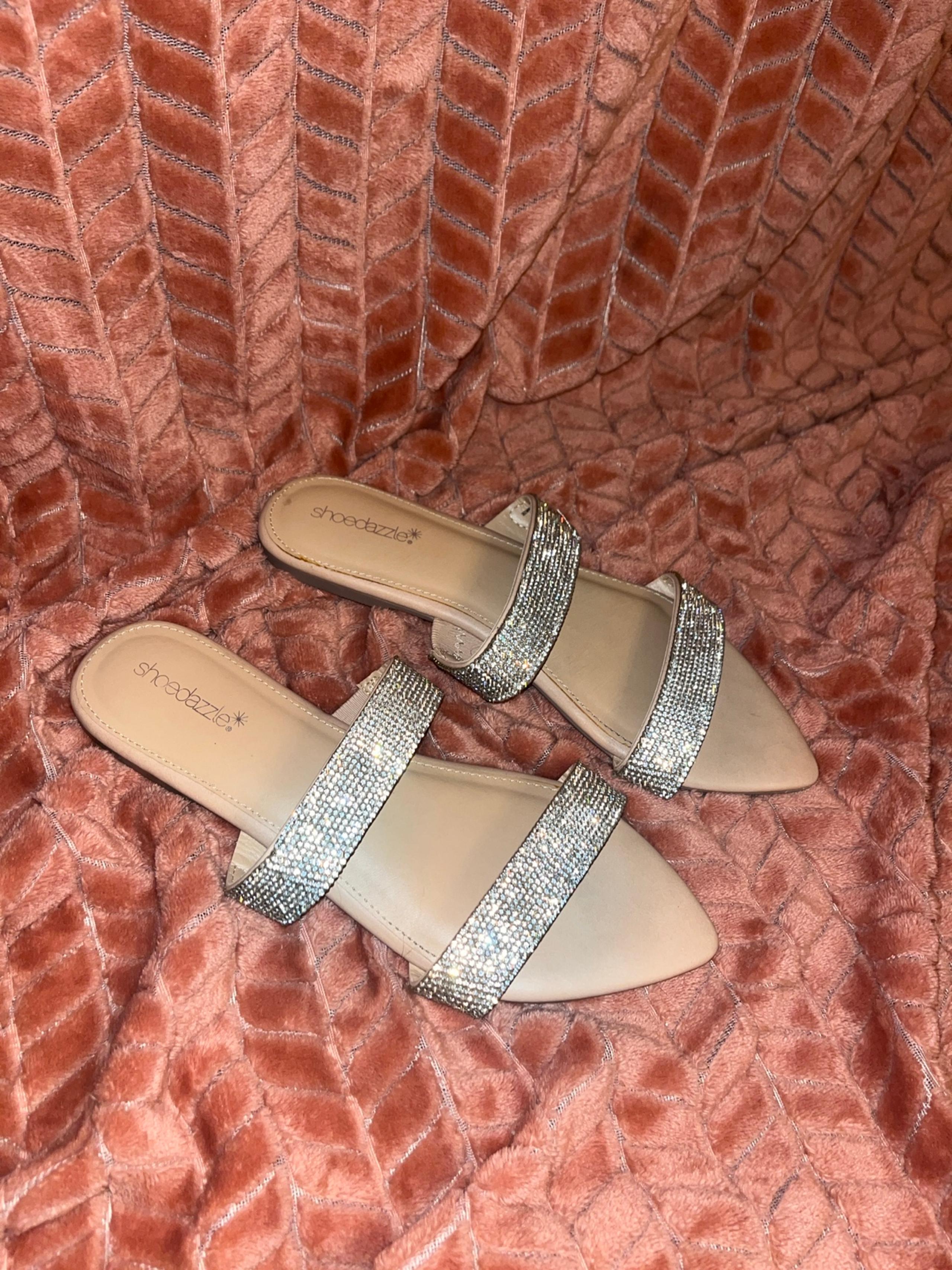 Dazzling pointed toe sandal