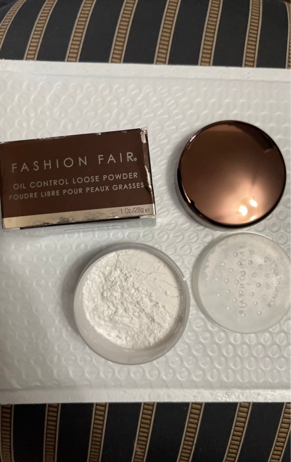 Pack of 2 - Fashion fair oil control loose powder - Sugar