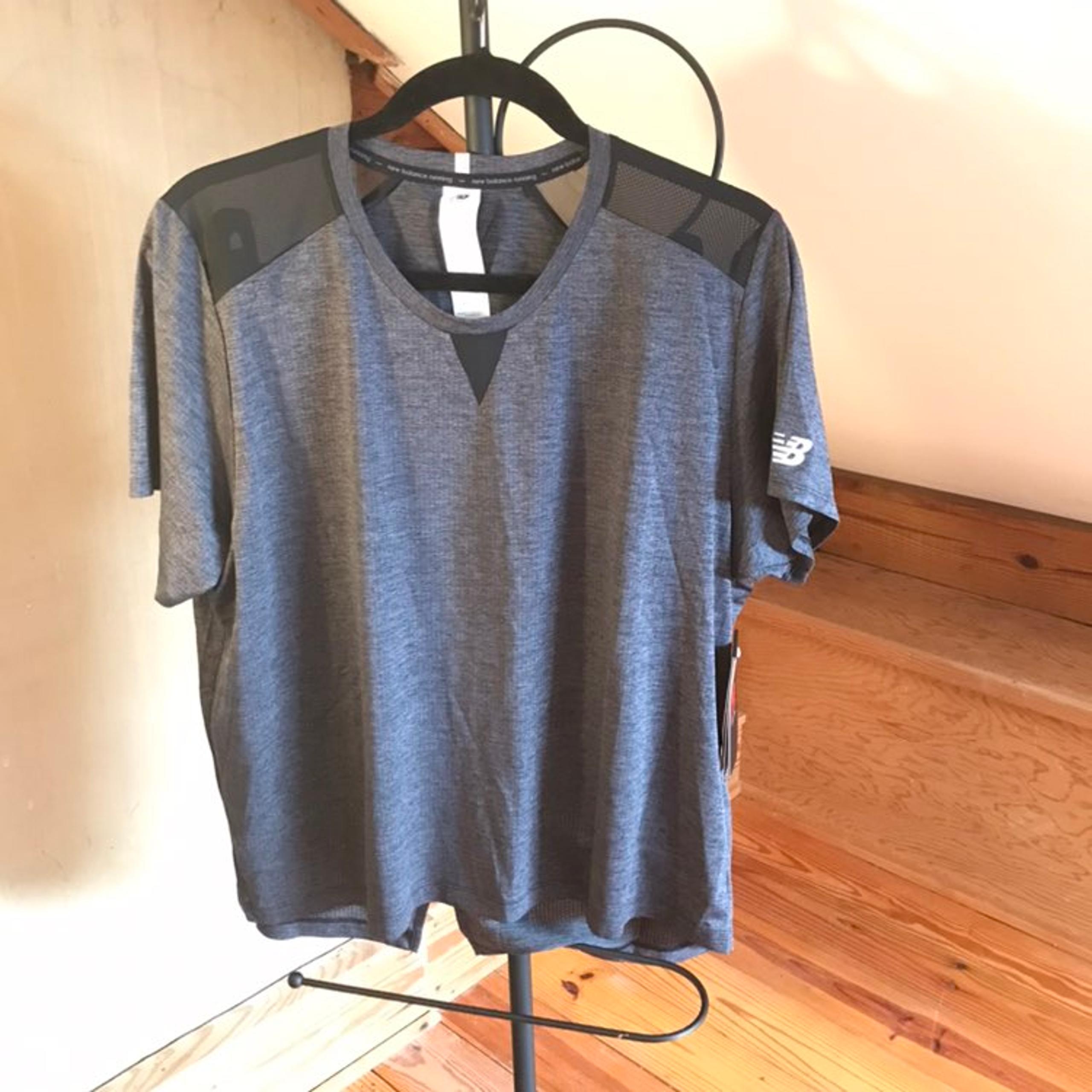 New Balance Gray Mesh Split Back Top NWT