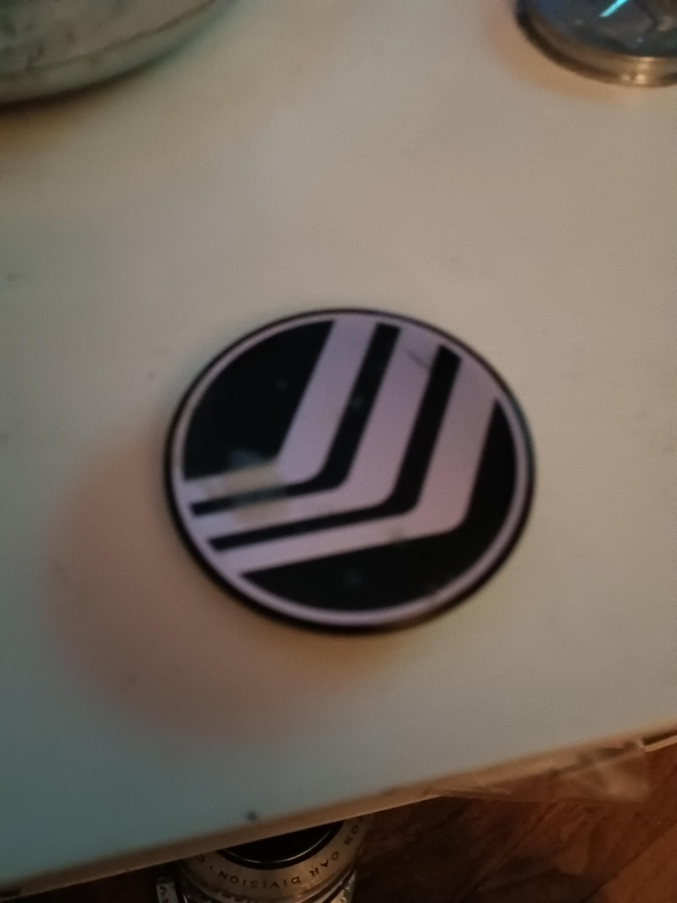 Mercury center cap