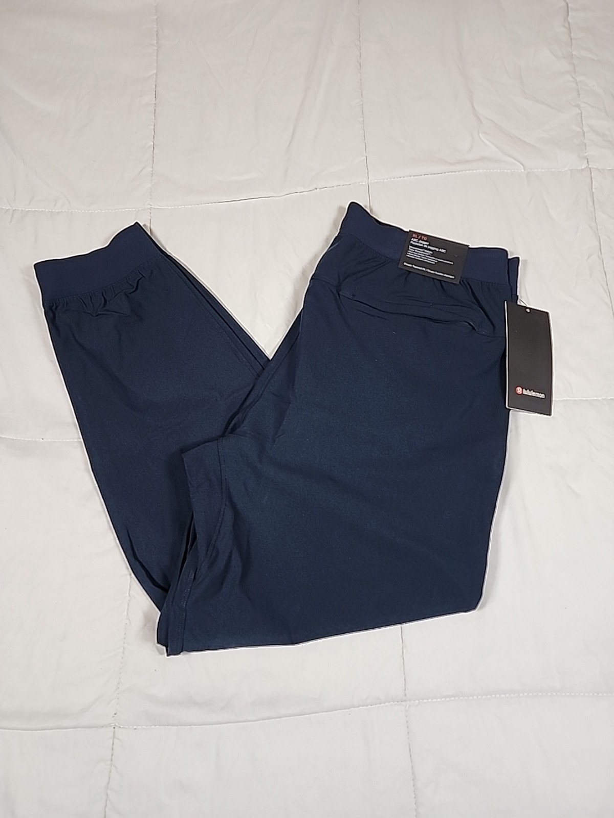 Size XL Lululemon mens ABC jogger pants color navy New with tags retail 128